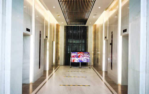 总部基地电梯